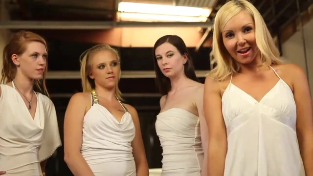 Lesbian fuck club (Full movie)