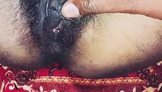 Hintli üvey kız kardeş Hintçe sesli jija ile sikişiyor