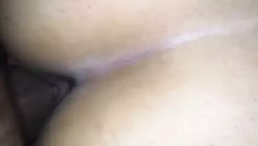 A ona samo puca 3 deo.