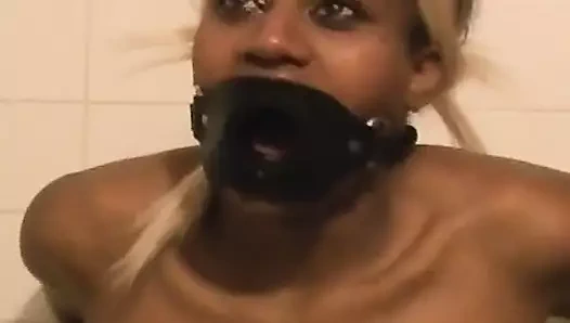 Onlara öğretirsin, sonra alışırlar...