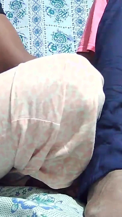 Эмоциональный момент из "Секс с большой утки пареньком и девушкой XNXX в джунглях 87654"