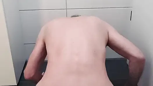 Usta Adomas