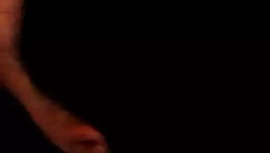 Benim pis küçük fahişem en iyi yaptığı şeyi yapıyor