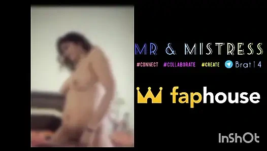 Ateşli Hintli orta yaşlı seksi kadın en iyi arkadaşının kocasının yarağına biniyor