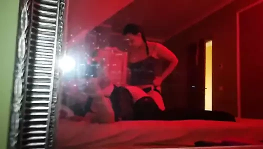 Kız arkadaşım ben crossdress yaptığımda beni becermeyi seviyor