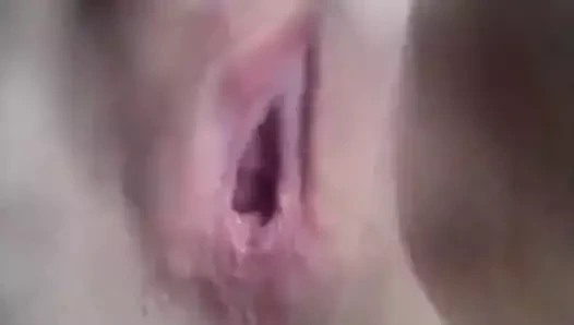 Gevşek ıslak ve fışkırtma