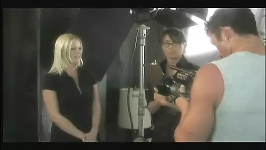 Rüya gençler 3 - mia bangg feat. mia bangg, jay lassiter, rick masters - sapık orta yaşlı seksi kadınlar