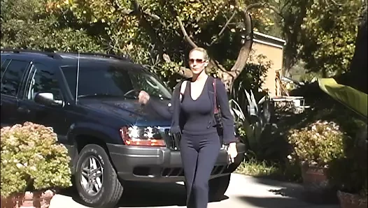 Wendy busty ve olgun ve cum tadı