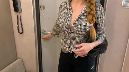 Öğretmenimi baştan çıkarıyor ve sikiyorum - konuşmalı Rus amatör