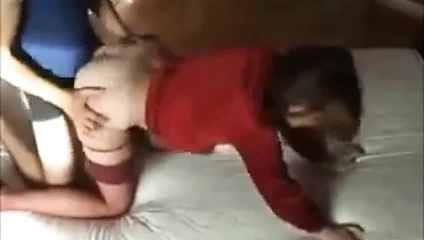 Redhead milf gets şipşak üzerinde ev yapımı seks bant