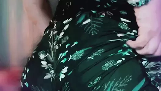 Yalnız ıslak doğal göğüsler