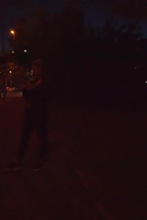 Public Agent - tombul kızıl saçlı Katarina Rina büyük yarağı emiyor ve biniyor