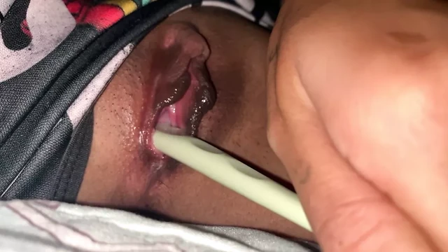 Азиатка с тугой и сочной киской