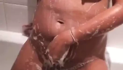 Küvette oynayan Hintli gf!