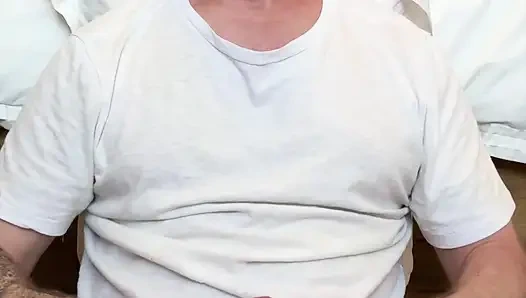 Orgazmın kenarına binerken aşırı azdırma - sadece frenulum'umu hayatımın en yoğun orgazmı için dokunuyorum!