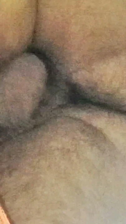 Seksi teyze üvey oğluna seks yapmayı teklif ediyor
