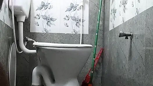 Akka banyo yapıyor