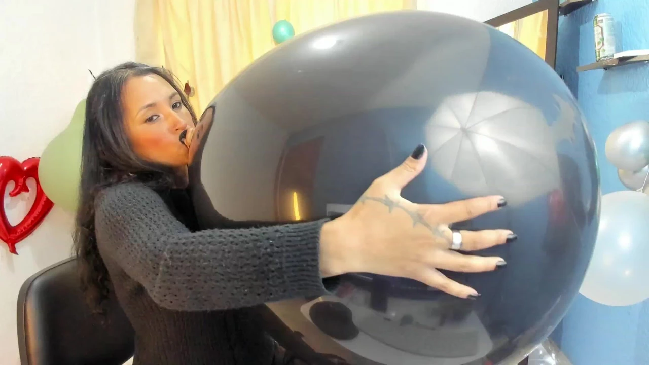Bu büyük 36 inçlik balonu şişiriyor, ximenasm'i seviyorsun