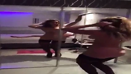 Sıcak Brezilyalı lezbiyenler.