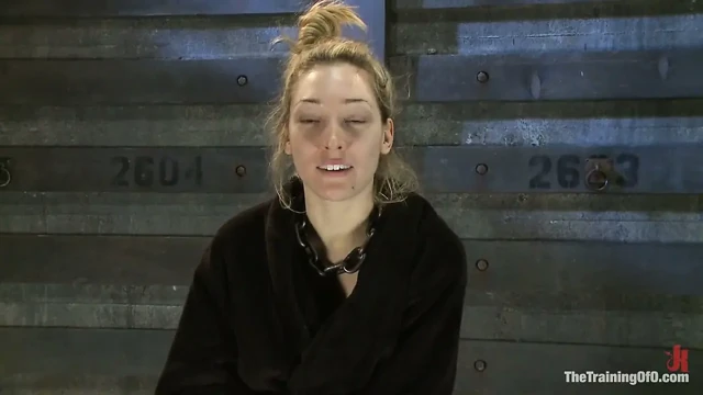 Lily Labeau'yu eğitiyorum 4. erken işgal, egzersiz ve Bastinado