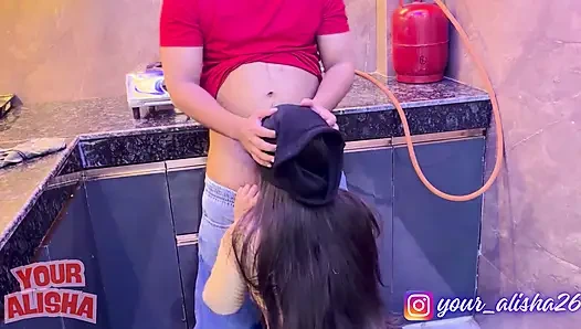 Alisha se kaha khulke Reels videos bnaya kro .. to wo Kholkar Banane Lag gyi Reels