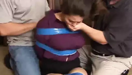 Bantlanmış çaresiz - sonsuza kadar genç