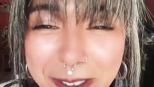 Yavaşça nefes alın, deri içinde sigara içme talimatları.