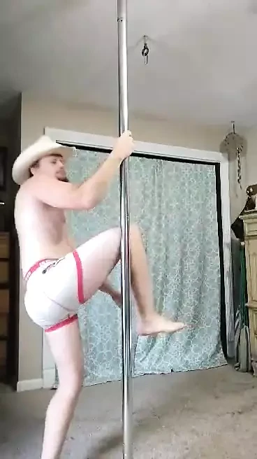 Танец на шесте