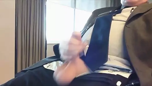 Takım elbiseli toplar