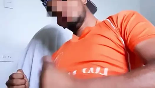 Büyük yarak, ateşli çocuk