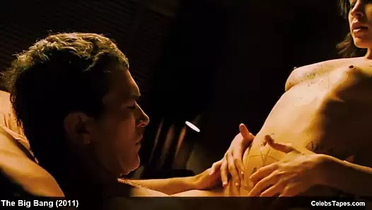 Ünlü sonbahar reeser tüm çıplak ve tutkulu seks sahneleri