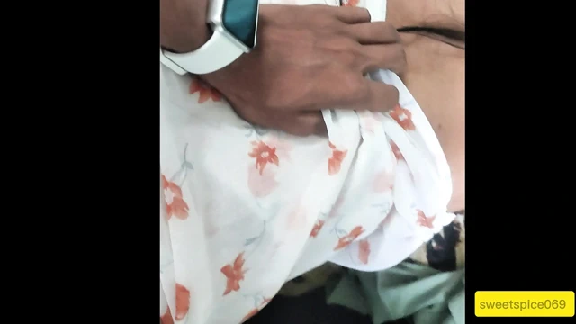 Sweety Didi sürtüğün bölüm 2'si üvey erkek kardeşiyle sert sikiliyor