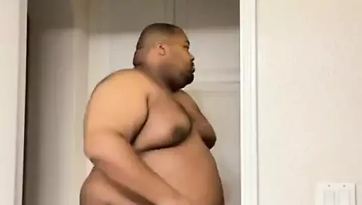 Chubby trying on a 2xl union suit, what do you think of the fit? Leave a comment below.