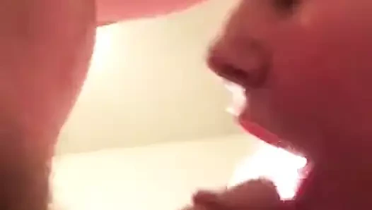 tombul kız arkadaş facefuck