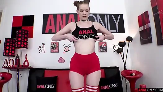 Erin yeterince anal sekse doyamıyor