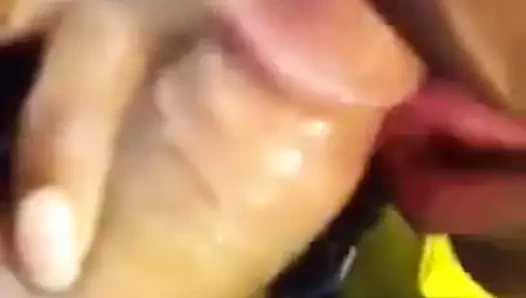 Öğle tatilinde beyaz bf'sini emmek