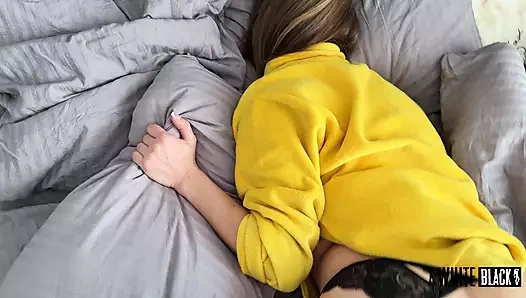 My stepdaughter's juicy ass on my fist, what a horny bitch she is