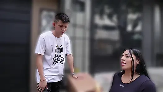 Bakire bir empanada satıcısı tarafından bahsimi yerine getiriyorum