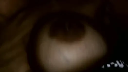 Vahşi açık havada sikiş ve bdsm tekme ile ateşli üniformalı sakso