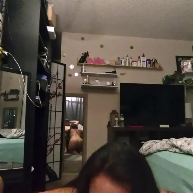 Настоящая мамочка соблазняет меня в первый раз