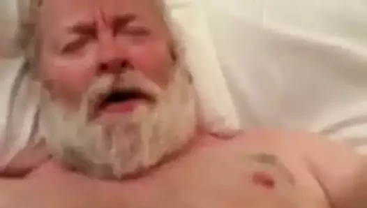 Çocuk babasını yetiştiriyor