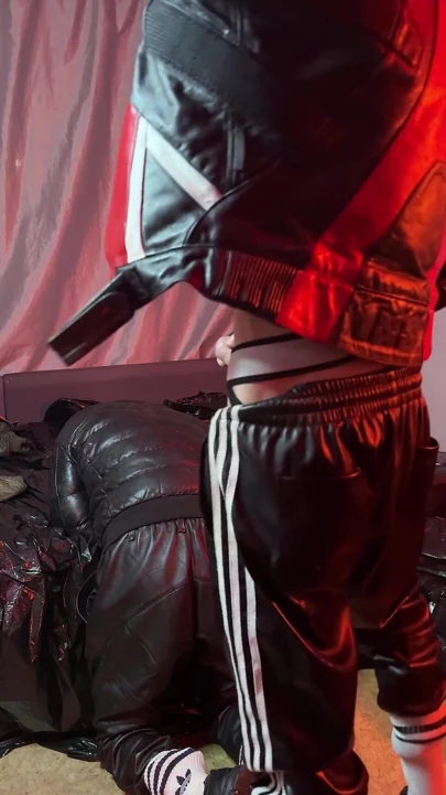 İki gopnik, chmor ve zd ile bir parti verdi