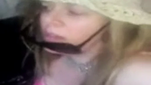 Hip hop kraliçesi horoz şarkısını seviyor