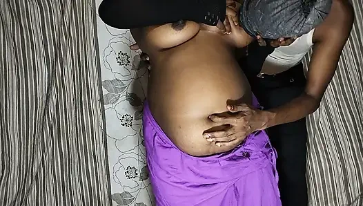 Ateşli sari romantizmi ve romantizm zamanı ve seks