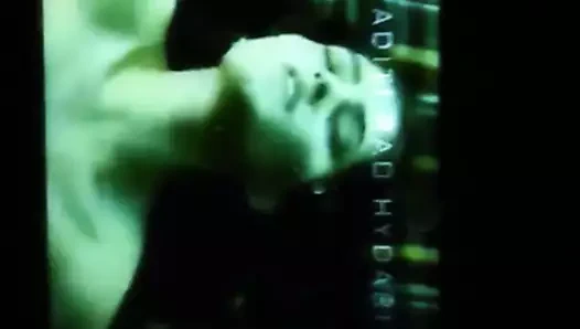 Karishma sharam boşalma videosu