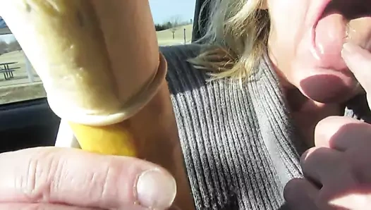 Muzumu yalamak ve ona bir bj vermek