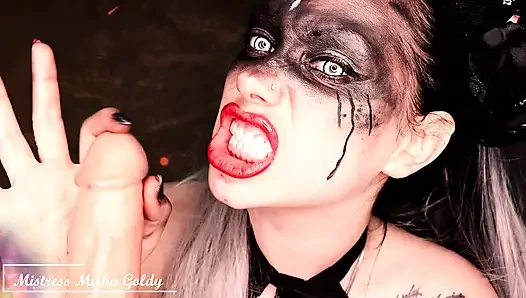 Tohumunu yemek ve seni bütün olarak yutmak istiyorum! Yutmaya!