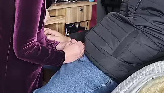 Eski sevgilime her zaman hatırlayacak sakso çekiyor