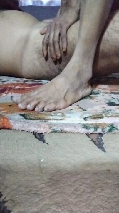 Pakistanlı güzel çift hayatının tadını çıkarıyor