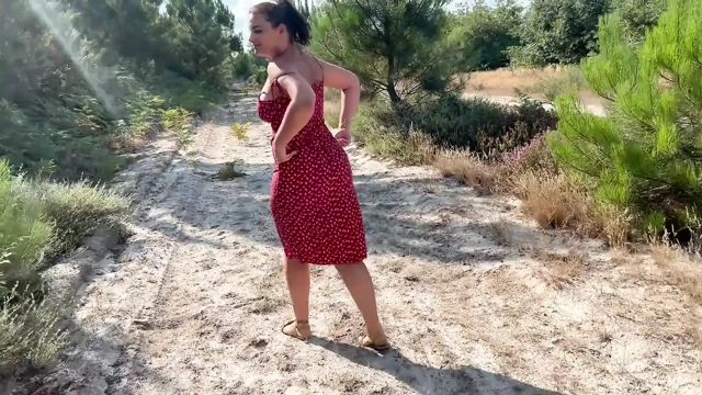 Dağlarda güzel bir yürüyüş boşalmayla bitiyor